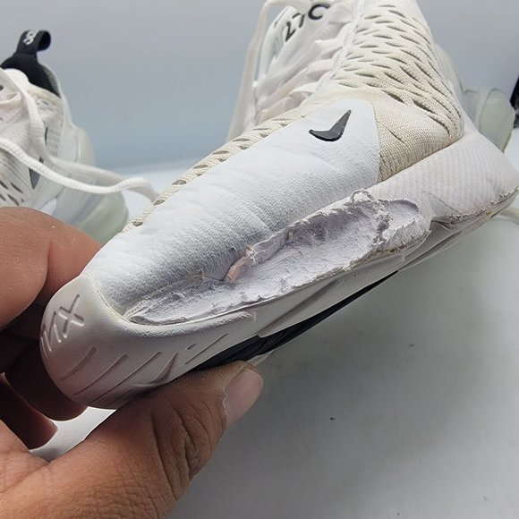 Nike Air Max 270 Mens 9 White Black Running Athletic Comfort Shoes AH8050-100 - Picture 10 of 15